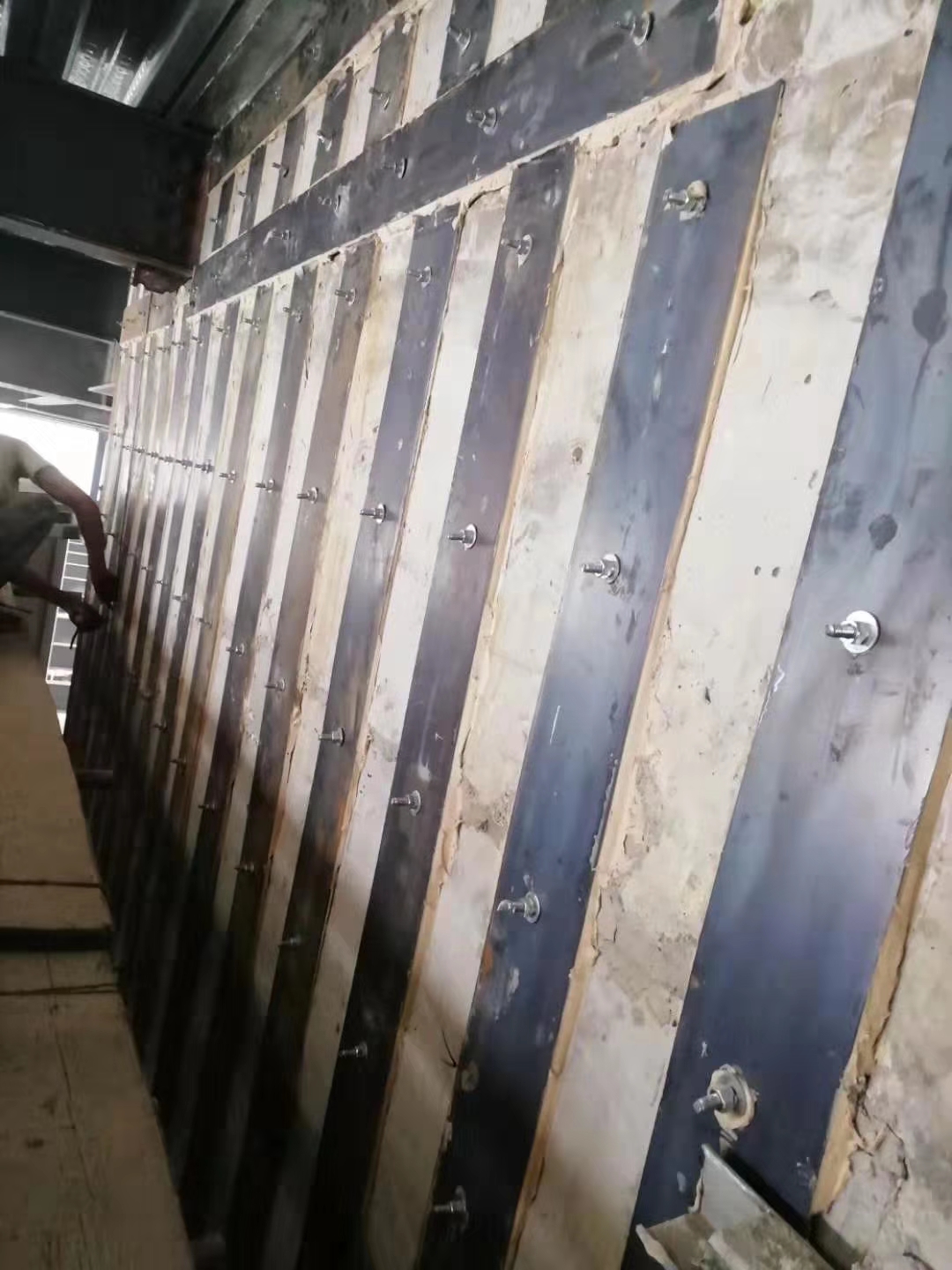 滁州粘钢加固的施工流程